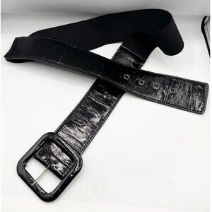 Vintage patent stretch black belt